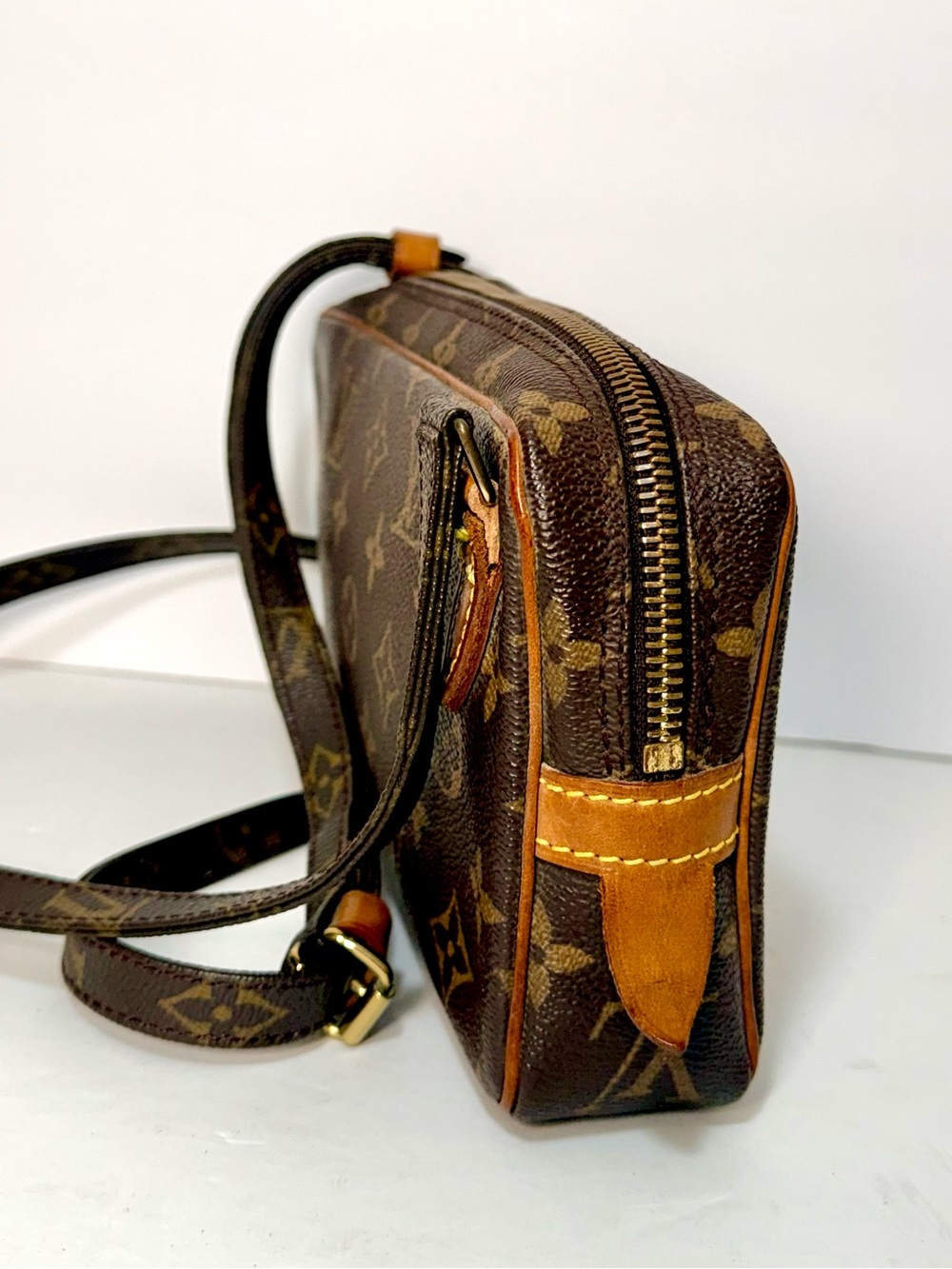Louis Vuitton Monogram Canvas Crossbody Bag in Brown - Picture 6 of 15